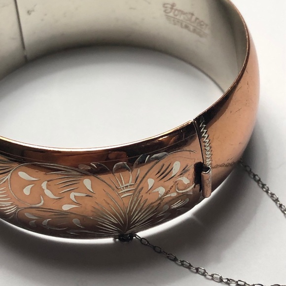 Wide Sterling silver bangle - Picture 8 of 8